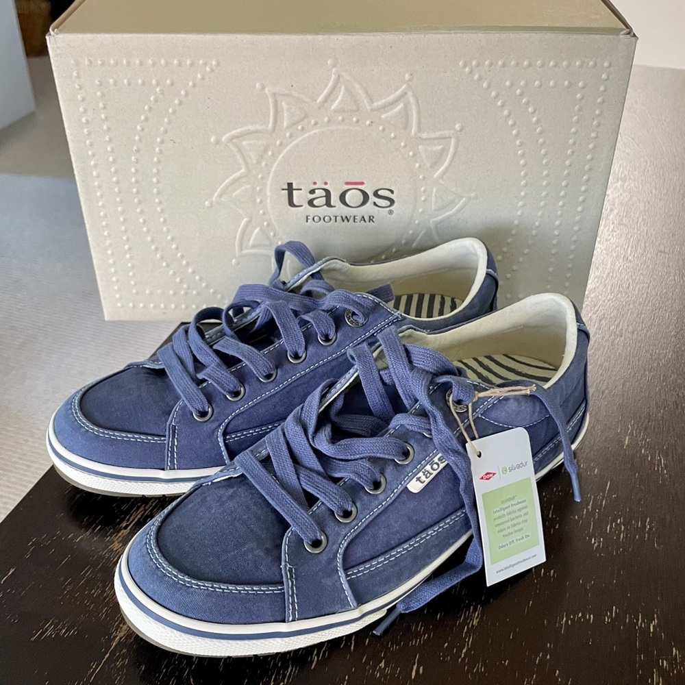 TÄŌS Star Blue Wash Canvas Sneakers Shoes Lace Up